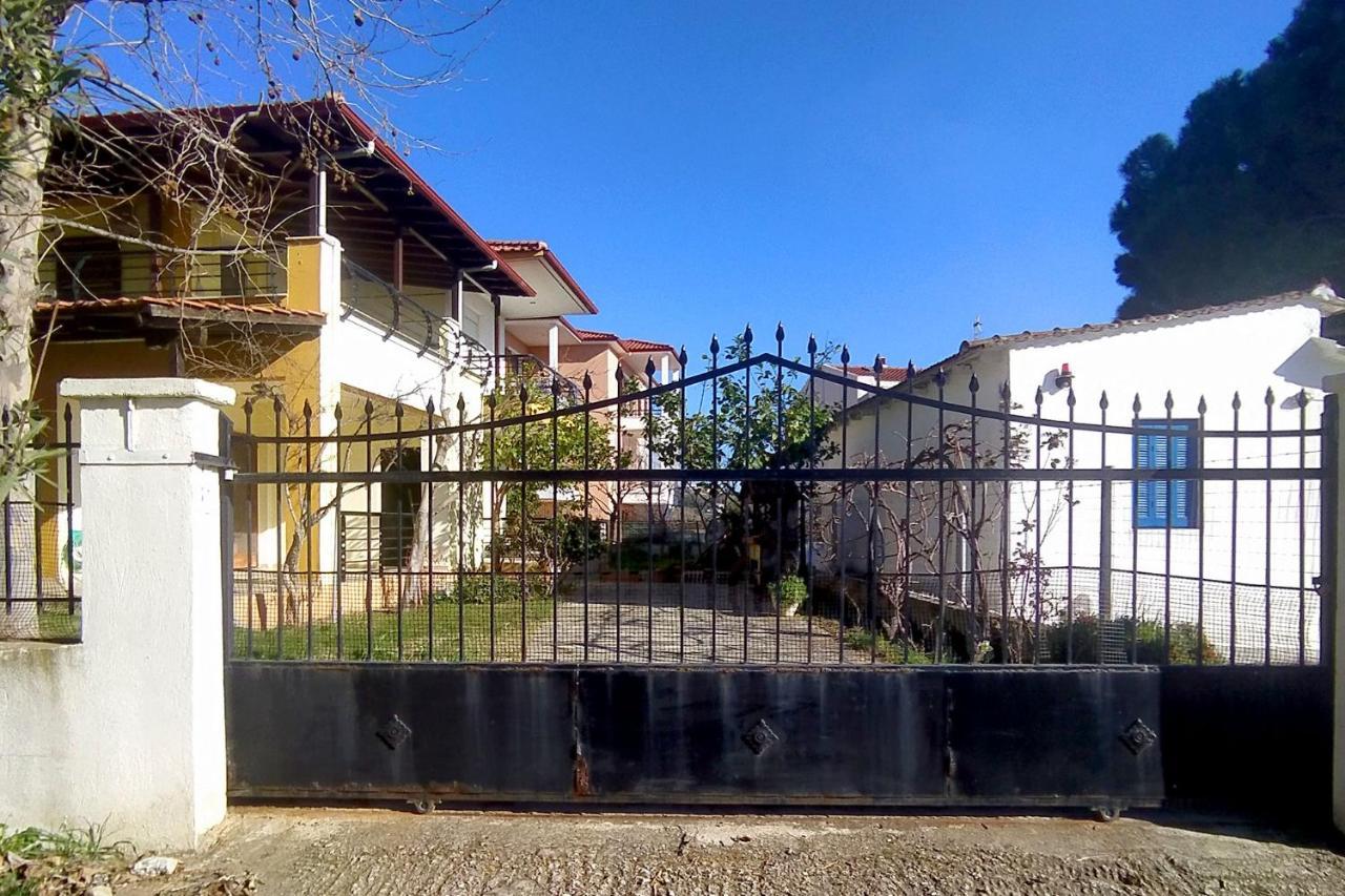 Вілла Nikiti Family House Екстер'єр фото